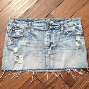 Vintage Y2K American Eagle Outfitters Distressed Denim Skirt Size 8
